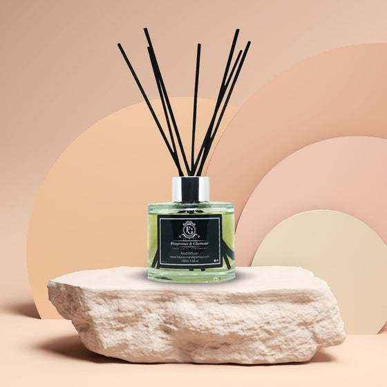 No 813 Reed Diffuser Inspired by Myrrh and Tonka